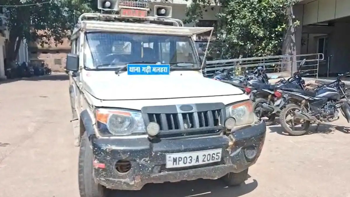 छतरपुर में तेज बारिश और आंधी-तूफान के बीच भरभराकर गिरा दो मंजिला मकान, दादी और पोती की मौत