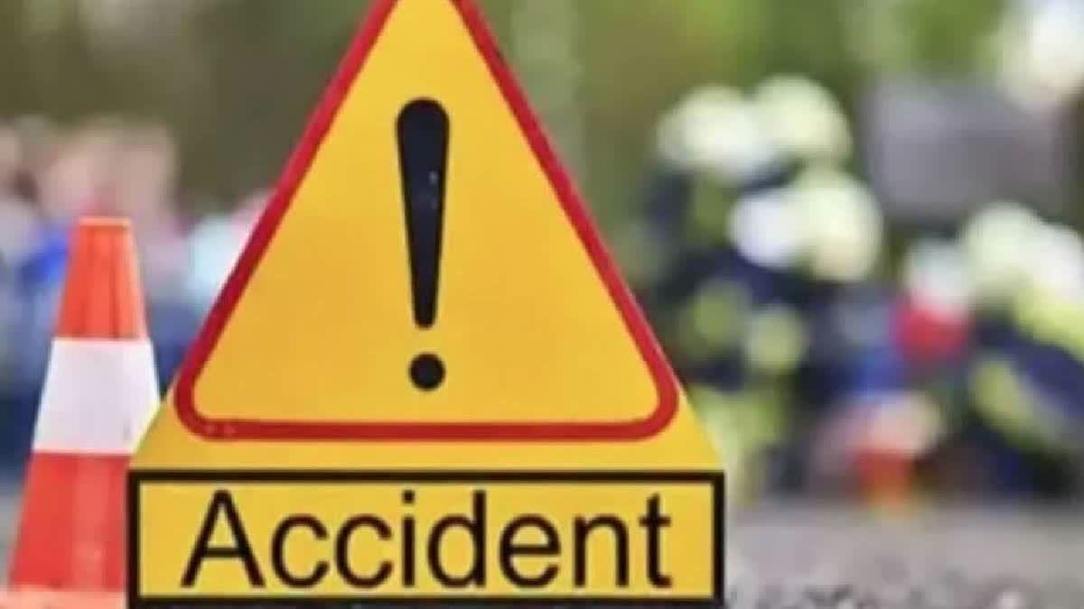 बालाघाट से हैदराबाद मजदूरी करने जा रहे मजदूरों की बोलेरो पर पलटा ट्रक, 3 साल के मासूम सहित 6 की गई जान