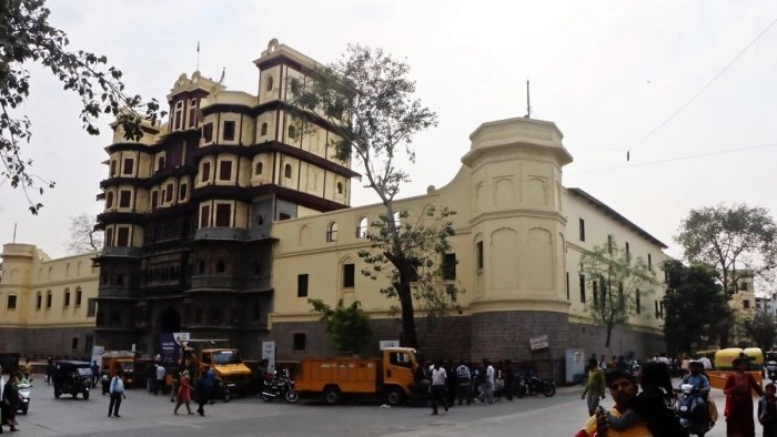 राजवाड़ा के मंदिरों में उमड़ेगी भीड़, फ्रूट मार्केट और जवाहर मार्ग पर रहेगा नो एंट्री जोन, यहां करें पार्किंग