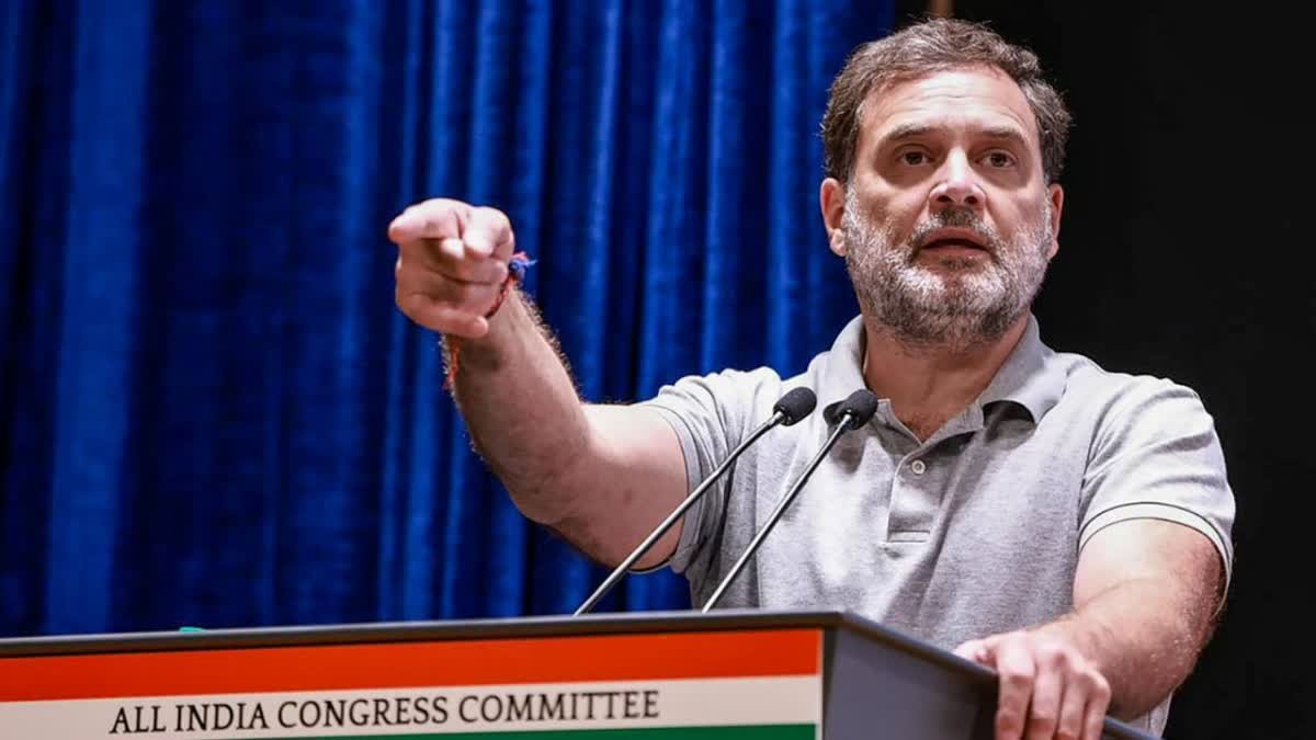 राहुल गांधी के इंदौर कार्यक्रम पर 10 लाख की फीस पर बवाल; जीतू पटवारी ने RSS पर उठाए सवाल