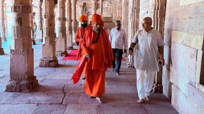 भोजशाला में मां वाग्देवी की पुनर्स्थापना तक जारी रहेगा संघर्ष, जूना अखाड़े के महंत प्रेमगिरि जी महाराज का ऐलान