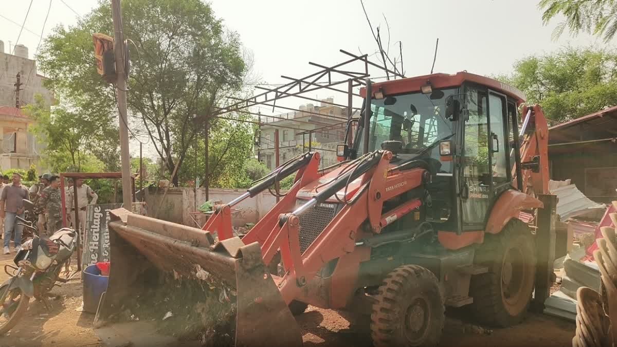 30 करोड़ की सरकारी जमीन को अतिक्रमण मुक्त कराया गया, दुकानों से अवैध वसूली की जांच शुरू