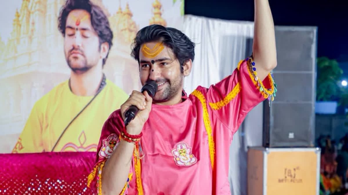 बागेश्वर बाबा धीरेंद्र शास्त्री का बड़ा ऐलान; नवरात्रि पर निकालेंगे 500 KM लंबी हिंदू राष्ट्र रथ यात्रा