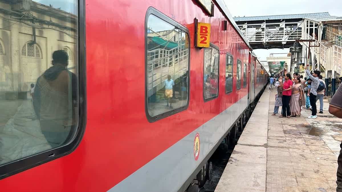 पितृपक्ष पर रेलवे की बड़ी सौगात, जबलपुर और रानी कमलापति से गया के लिए चलेंगी स्पेशल ट्रेनें