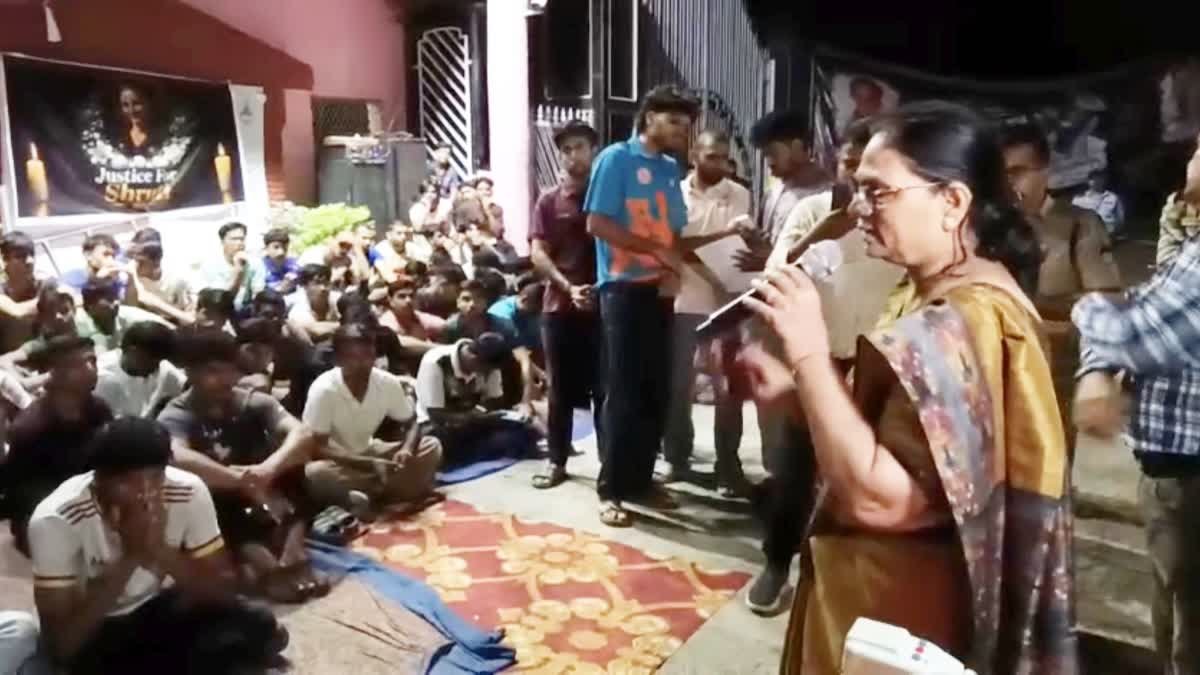 15 दिन बाद शांत हुआ LNIPE ग्वालियर में छात्रों का आंदोलन; रजिस्ट्रार का इस्तीफा स्वीकार, ₹50 लाख का पत्र