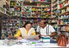 कटरबाजों पर लगाम कसने के लिए पुलिस और प्रशासन का संयुक्त अभियान, नशीली दवा बेचने पर सख्त एक्शन