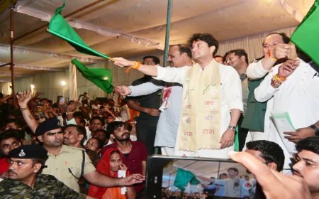 कोलारस में ट्रेन के स्टॉपेज के उद्घाटन समारोह में राजनीतिक तनातनी, जनपद अध्यक्ष और विधायक आमने-सामने