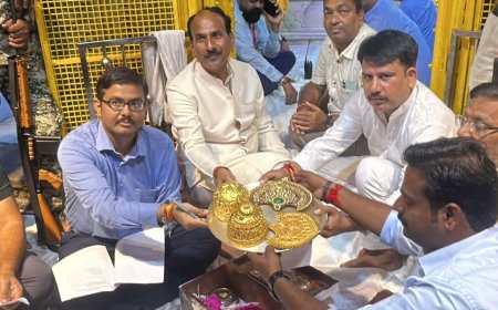 भारी पुलिस पहरे में राधा-कृष्ण का श्रृंगार, दर्शन के लिए उमड़ी श्रद्धालुओं की भारी भीड़
