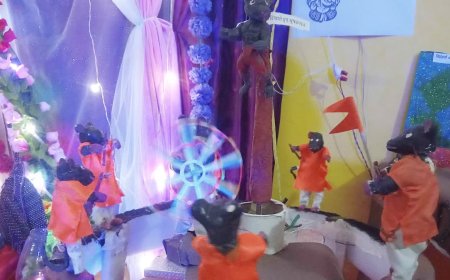 आधुनिकता के दौर में विलुप्त होती अखाड़ा परंपरा को मिला नया जीवन; बच्चों ने बनाई देसी अखाड़ों की थीम पर झांकी