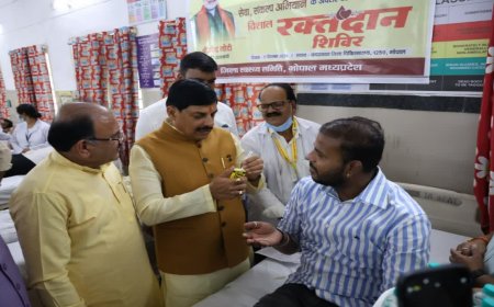 इंदौर में राहुल गांधी के कार्यक्रम की फीस पर सियासत! पटवारी के आरोपों पर सीएम मोहन यादव का करारा पलटवार