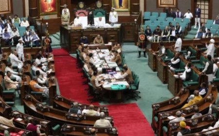 एमपी विधानसभा में लागू होगी 'ई-विधान' प्रणाली; घर बैठे लिंक से लाइव देख सकेंगे प्रश्नकाल, तोमर ने दिए निर्देश