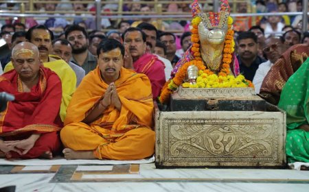 भाजपा के राष्ट्रीय अध्यक्ष नितिन नबीन ने बाबा महाकाल की भस्म आरती में लिया हिस्सा; मांगी देश की सुख-समृद्धि