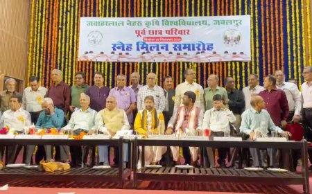 जवाहरलाल नेहरू कृषि विश्वविद्यालय के पूर्व छात्र मिलन समारोह में पहुंचे 200 से ज्यादा वैज्ञानिक