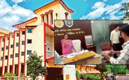 गणेश मूर्ति गायब होने पर हंगामा, टेबल पर कालिख रख छात्रों ने मांगा प्रिंसिपल का इस्तीफा