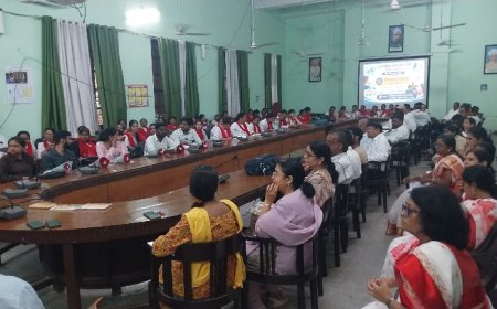 सामान्य स्कूलों में पढ़ेंगे श्रवण बाधित बच्चे; मध्य प्रदेश के शिक्षकों को सिखाए जा रहे साइन लैंग्वेज के बेसिक्स