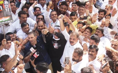मुख्य चुनाव आयुक्त को हटाने की मांग को लेकर कांग्रेस का उग्र प्रदर्शन, जीतू पटवारी और उमंग सिंघार रहे मौजूद