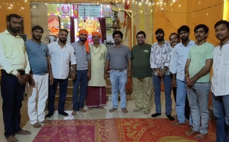 100 करोड़ के क्लब में शामिल होने जा रही फिल्म, ग्वालियर के संगीतकार साधु तिवारी का हुआ जोरदार स्वागत