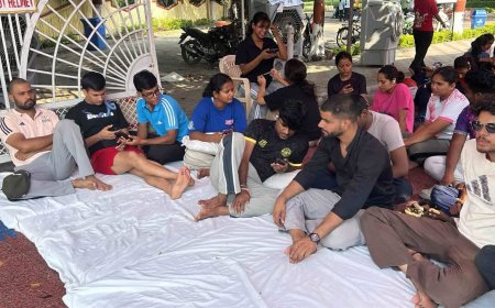 ग्वालियर एलएनआईपीई में 14वें दिन उग्र हुआ आंदोलन; 4 छात्र अनिश्चितकालीन भूख हड़ताल पर बैठे