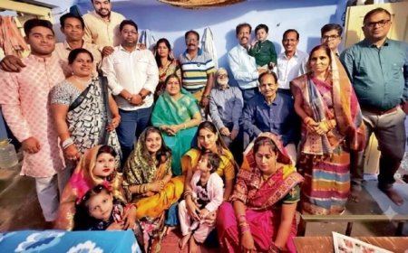 ग्वालियर के जैन परिवार की अनूठी मिसाल; 41 सालों से एक ही छत और एक रसोई में रह रहे 5 भाई