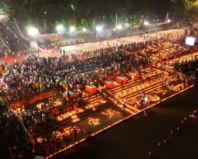 PM मोदी के जन्मदिन पर जबलपुर में सेवा संकल्प अभियान; 13 स्थानों पर जले दीये, रक्तदान शिविर का आयोजन