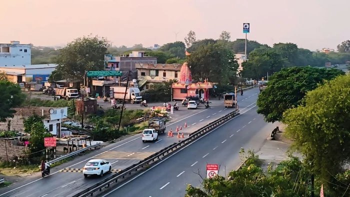 बदनावर क्षेत्र में सड़क हादसों का कहर, 3 से 19 अक्टूबर के बीच 8 लोगों की मौत और 9 घायल, पसरा मातम