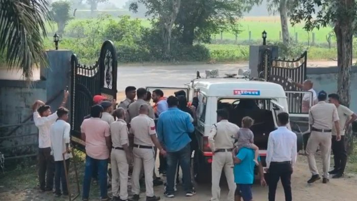 जिला युवा कांग्रेस अध्यक्ष अनुराग सिंह अंबुज पुलिस हिरासत में, मानपुर जाते समय घर से उठाया