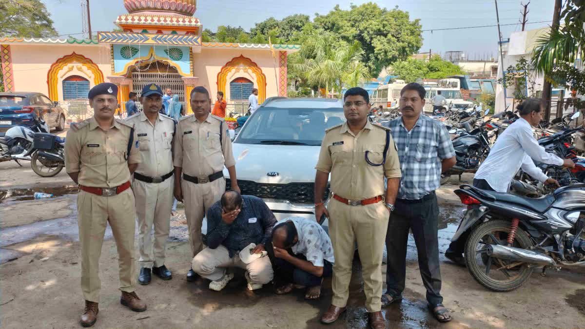 ब्यौहारी में लग्जरी कार से प्रतिबंधित कफ सिरप की बड़ी खेप बरामद, रीवा से तस्करी कर रहे दो आरोपी गिरफ्तार