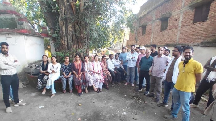 एसडीएम पर महिला पटवारी के गंभीर आरोप, बंधक बनाकर फोन खंगालने का दावा, कलेक्ट्रेट अटैच