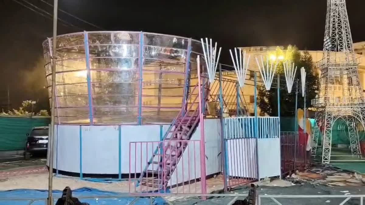 रील बनाने के चक्कर में खुला झूले का गेट! 500 लोगों के बीच मची अफरातफरी, पुलिस ने सील किया मेला