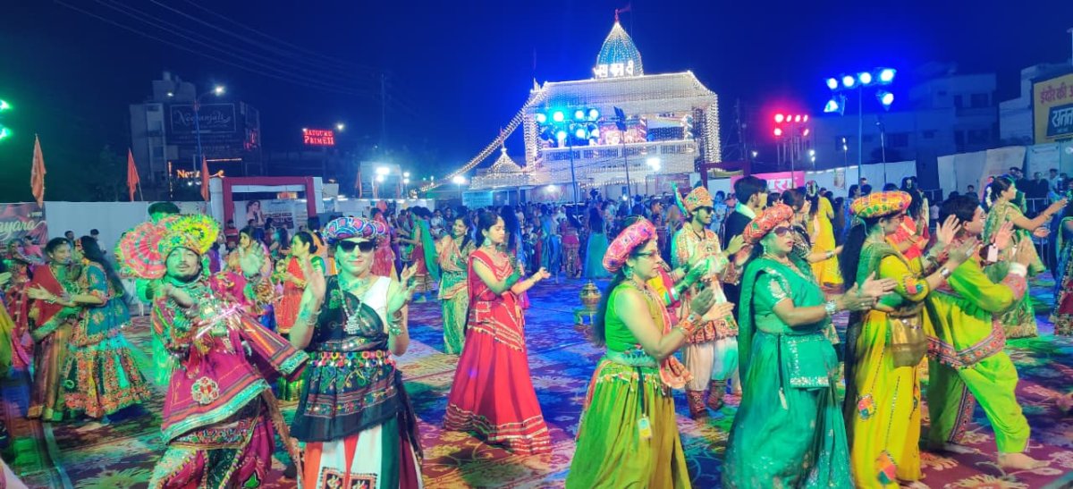 श्री जागृति महिला मंडल का भव्य आयोजन, चिंतन बाकीबाला और मीका सिंह का माता भजन बना मुख्य आकर्षण