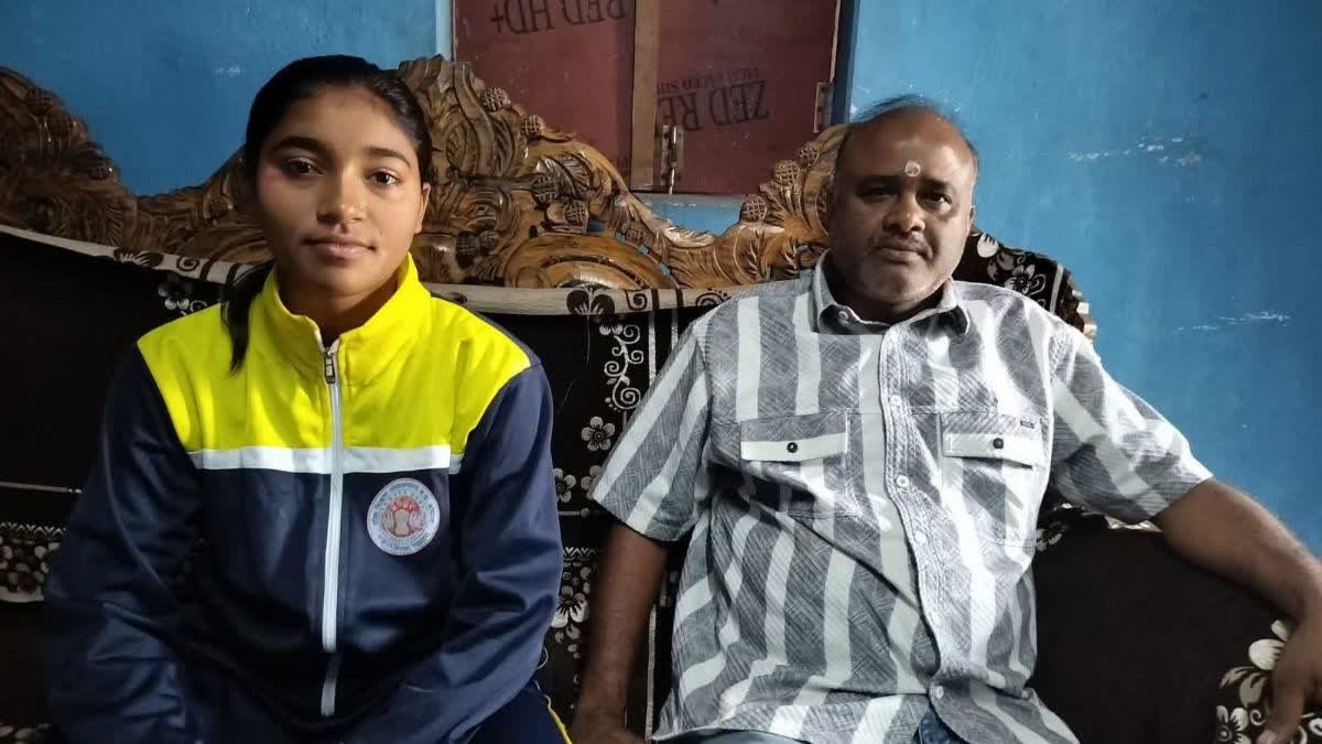 सिंगरौली की 15 वर्षीय स्वाति का राष्ट्रीय वॉलीबॉल टीम में चयन, गांव से नेशनल तक तय किया सफर