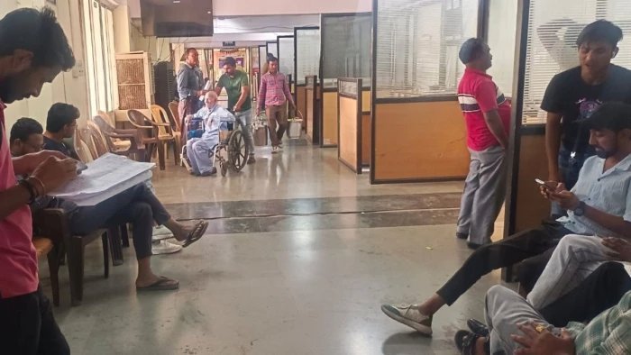 नवरात्र में सर्वर ठप होने से थमा रजिस्ट्री का काम, अब केवल चार दिन का मौका