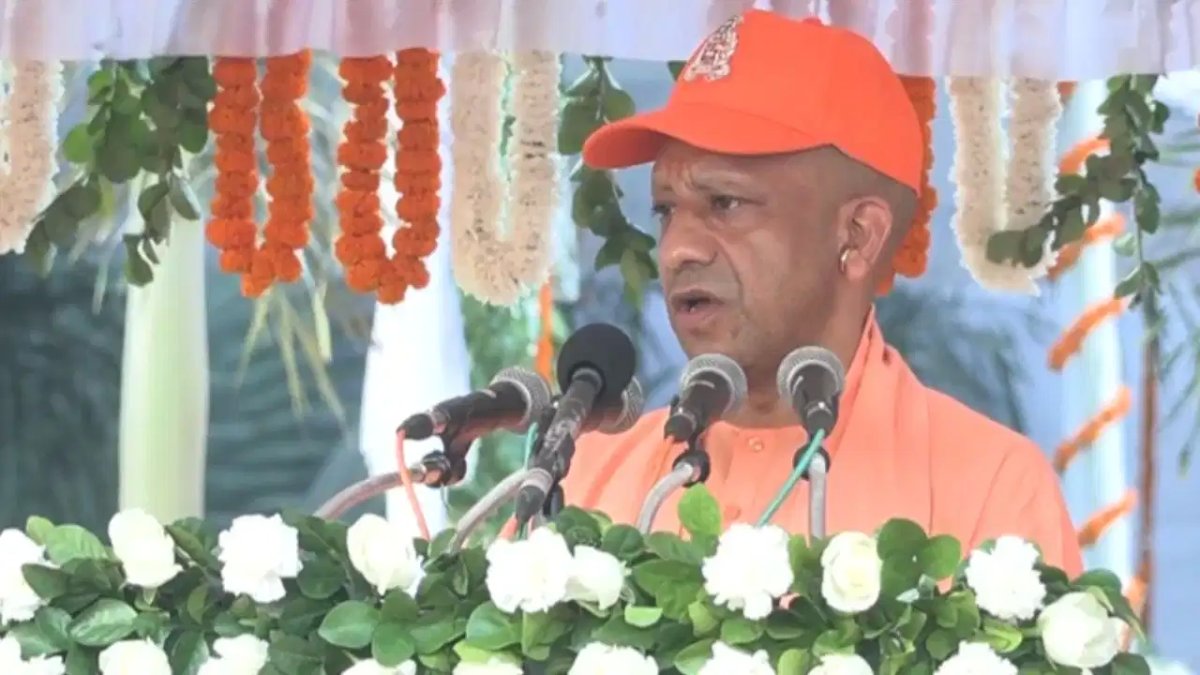 सीएम योगी आदित्यनाथ ने बढ़ाया मोटरसाइकिल और यूनिफॉर्म भत्ता, जीरो टॉलरेंस नीति का किया जिक्र