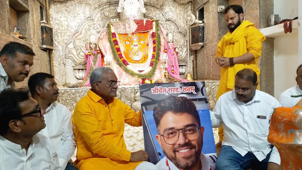 इंदौर के खजराना गणेश मंदिर में भारतीय पायलट की लंबी उम्र के लिए प्रार्थना, भेजा जाएगा निमंत्रण