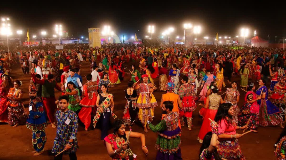 नवरात्रि गरबा पंडालों में विशेष समुदाय के प्रवेश पर विश्व हिंदू परिषद की चेतावनी, किशन प्रजापत का बड़ा बयान