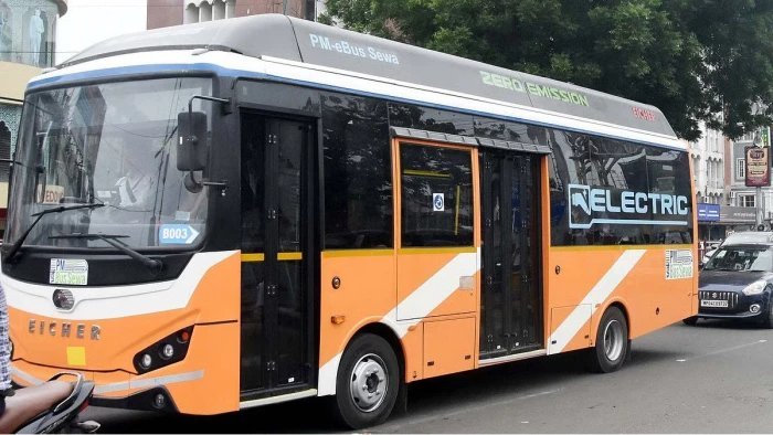 मध्य प्रदेश में IRCTC की तर्ज पर शुरू होगी ऑनलाइन बस बुकिंग, भोपाल-इंदौर से होगी शुरुआत