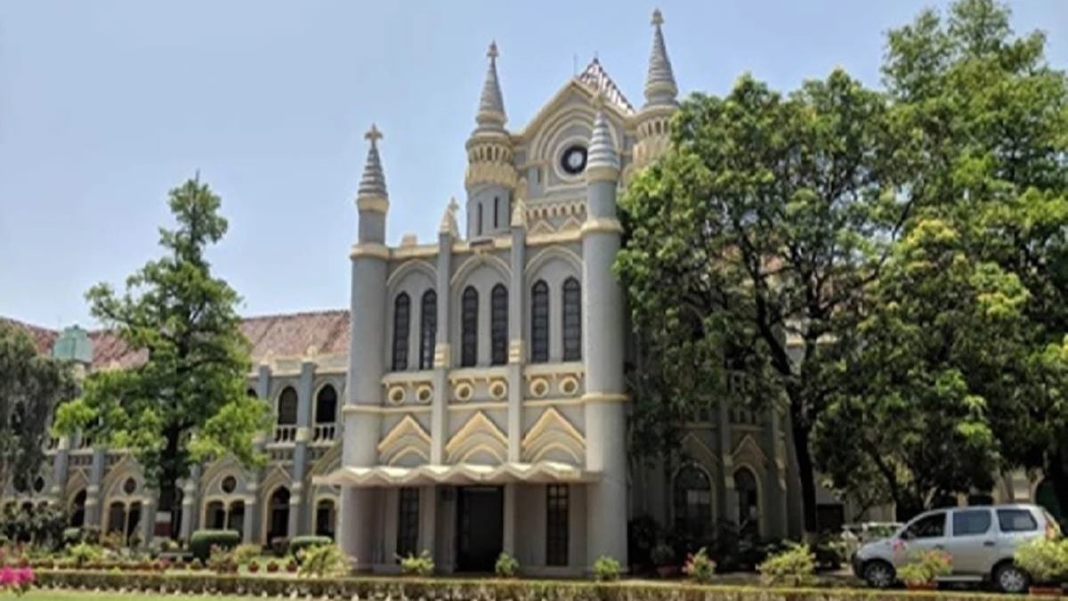 शिक्षकों की पहली नियुक्ति तिथि से मिलेगी वरिष्ठता और एरियर्स? हाई कोर्ट में 23 नवंबर को अगली सुनवाई
