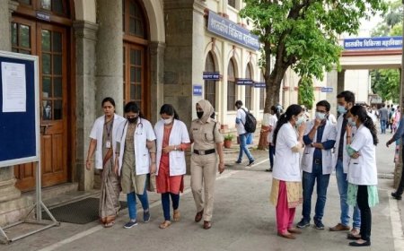 एमटीएच अस्पताल की दो सीनियर छात्राएं 7 दिन के लिए निलंबित, पीजी छात्रा को प्रताड़ित करने पर डीन ऑफिस की कार्रवाई