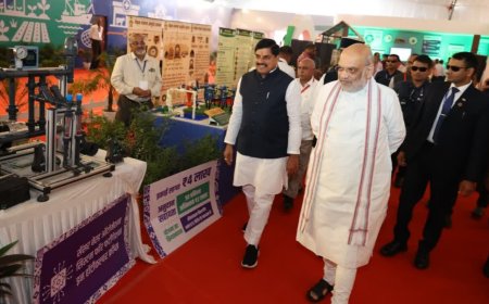 एक एकड़ से 15 लाख तक की कमाई, आधुनिक तकनीक और सरकारी सब्सिडी से बदल रही किसानों की तकदीर