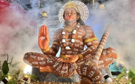 लखनऊ में भगवान हनुमान की 24 फीट ऊंची भव्य प्रतिमा का अनावरण, 50 हजार पत्थरों से हुई है तैयार