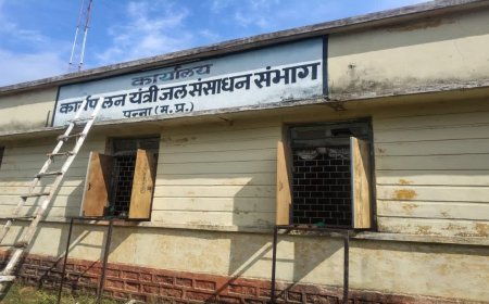 पन्ना में लोकायुक्त सागर की बड़ी कार्रवाई, जल संसाधन विभाग के दो कर्मचारी 45 हजार की रिश्वत लेते गिरफ्तार