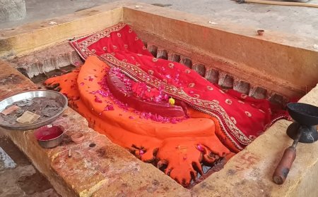 1000 साल पुराना कामाख्या मंदिर, असम की तर्ज पर उज्जैन में भी होती है देवी की स्वयंभू प्रतिमा की पूजा