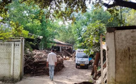 पूर्व भाजपा जिलाध्यक्ष चमनलाल आनंद के ठिकानों पर IT की रेड, जांच में करीब एक दर्जन अधिकारी शामिल