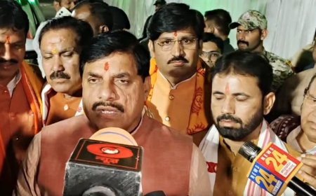 खड़गे के विवादित बयान पर भड़के सीएम मोहन यादव, पीएम मोदी के दिवंगत पिता पर टिप्पणी की कड़ी निंदा