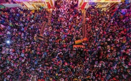 जगदलपुर पहुंची मां दंतेश्वरी की छत्र और मां मावली की डोली, जिया डेरा में उमड़ा श्रद्धालुओं का सैलाब