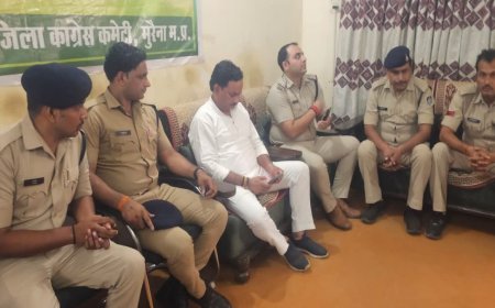 मुख्यमंत्री के स्वागत से पहले पुलिस ने कांग्रेस ग्रामीण और शहर जिलाध्यक्ष को किया हाउस अरेस्ट, कार्यकर्ताओं में आक्रोश