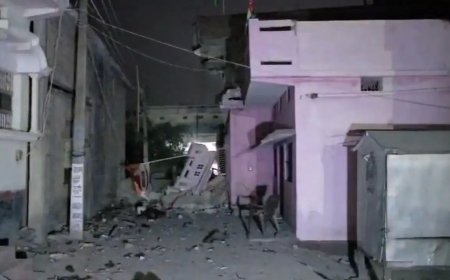 बिहार के सिवान में घर में पटाखे बनाते समय भीषण विस्फोट, चार लोगों की दर्दनाक मौत और कई लोगों के फंसे होने की आशंका