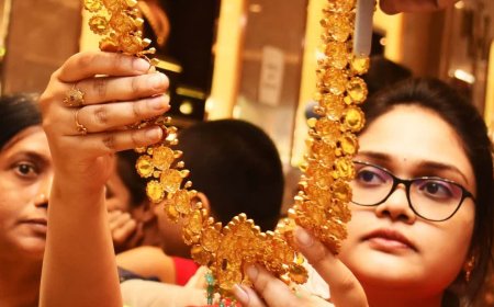 सोना ₹4000 और चांदी ₹5000 सस्ती, वैश्विक तनाव और श्राद्ध पक्ष के कारण बाजार में सन्नाटा
