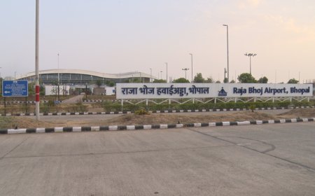 मध्य प्रदेश से अंतरराष्ट्रीय उड़ानों में भारी गिरावट, भोपाल से सितंबर में सिर्फ 2 यात्रियों ने भरी विदेशी उड़ान