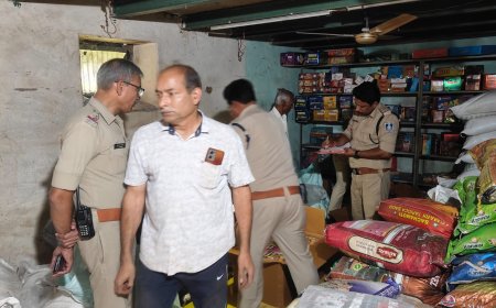 रन्हाई कला गांव में अवैध पटाखा भंडारण पर प्रशासन की बड़ी कार्रवाई, भारी मात्रा में पटाखे जब्त